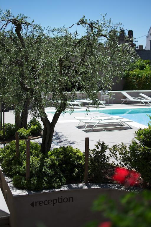 Vialeromadodici Rooms & Apartments Lazise Exterior foto
